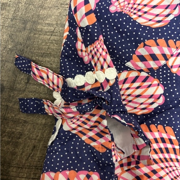 Kids Lilly Pulitzer Navy and Pink seashell Pattern shift Dress - Picture 2 of 6